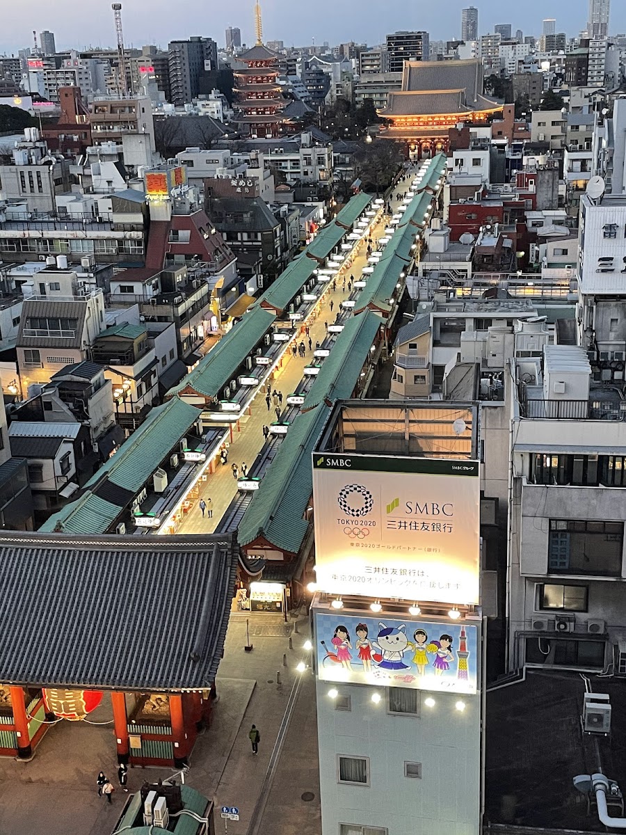 Nakamise Shopping Street
