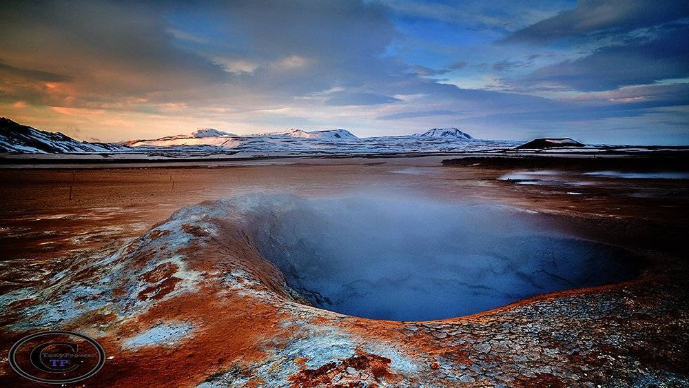 Námaskarð Geothermal Area (Hverir)