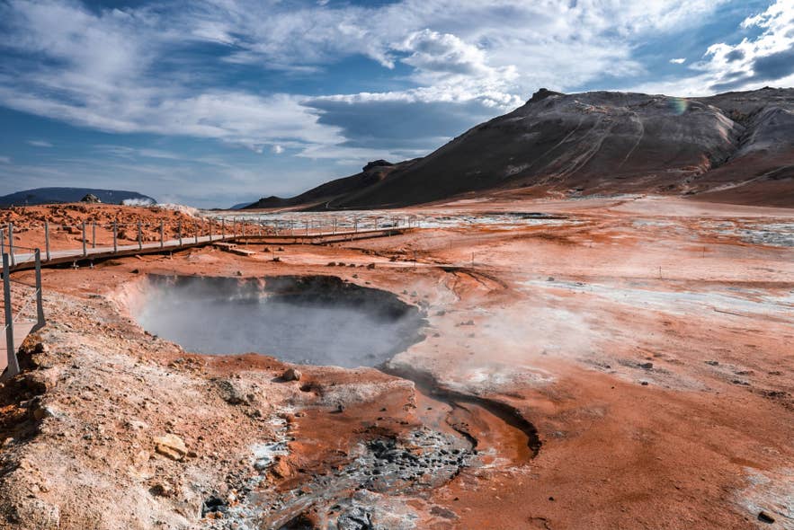 Námaskarð Geothermal Area (Hverir)