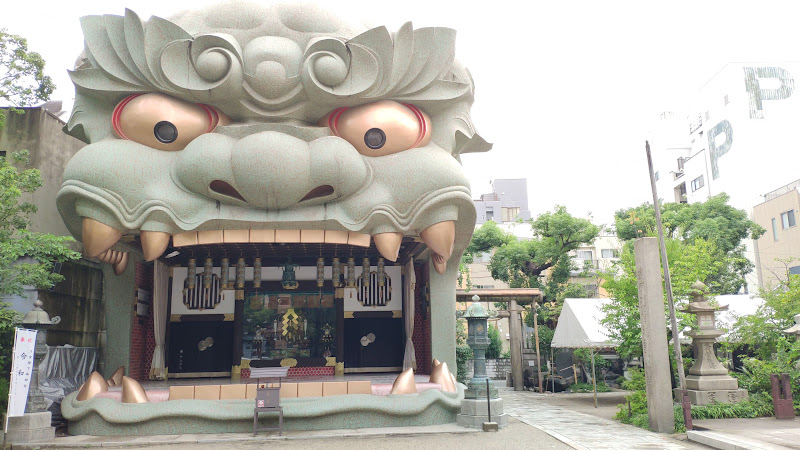 Namba Yasaka Shrine