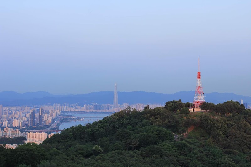 Namsan Tower & Cable Car