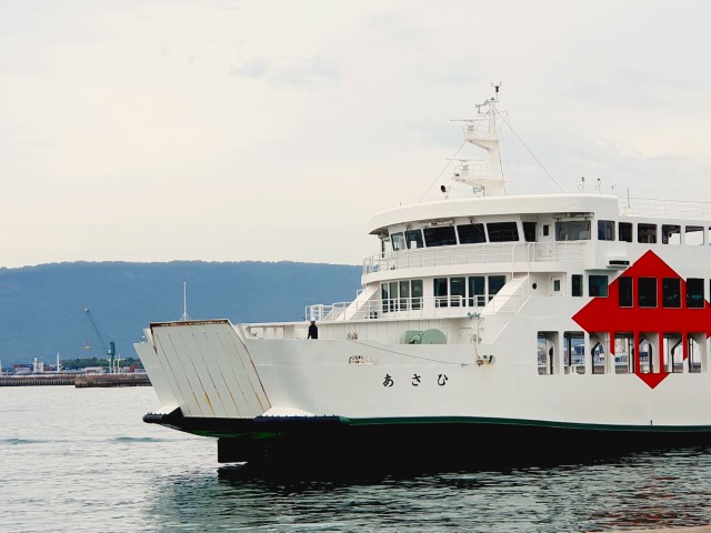 Naoshima Local Ferry Experience