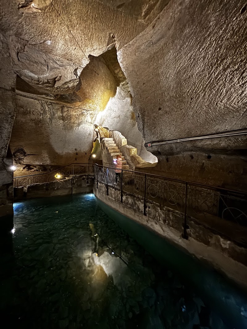 Naples Underground (Napoli Sotterranea)