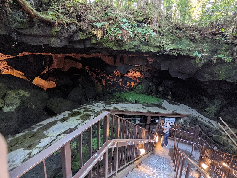 Narusawa Ice Cave