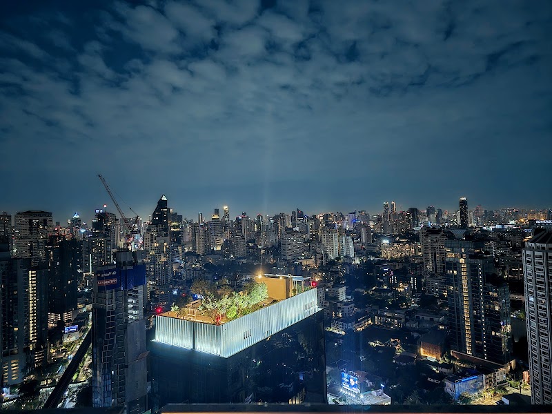 Octave Rooftop Lounge