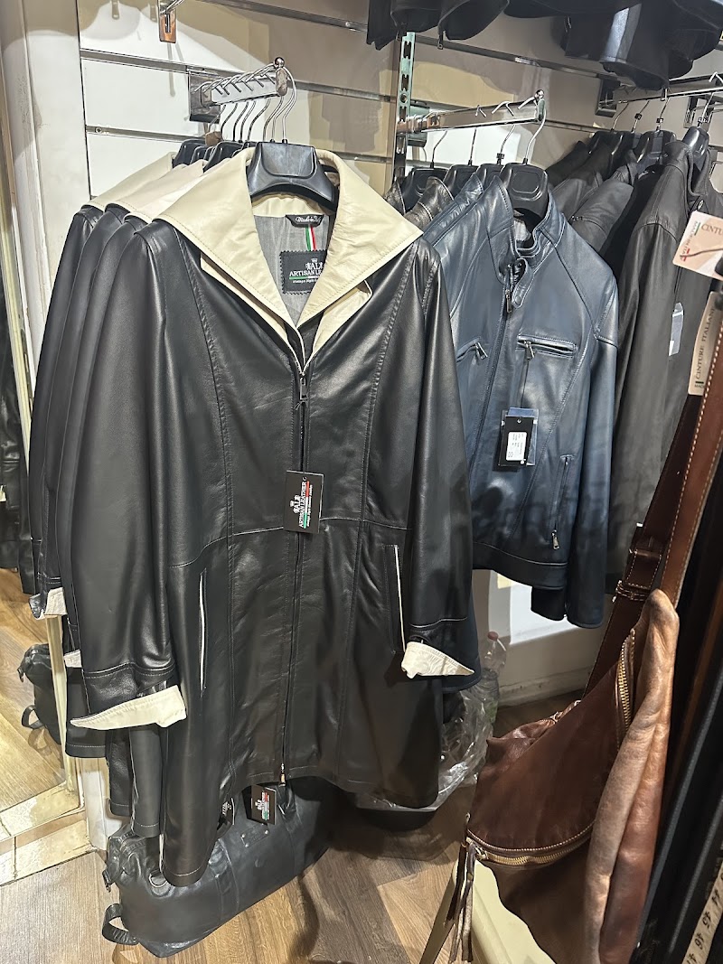 Officine Creative Leather Workshop