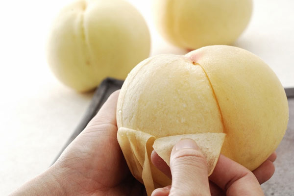 Okayama White Peach (Hakuto)