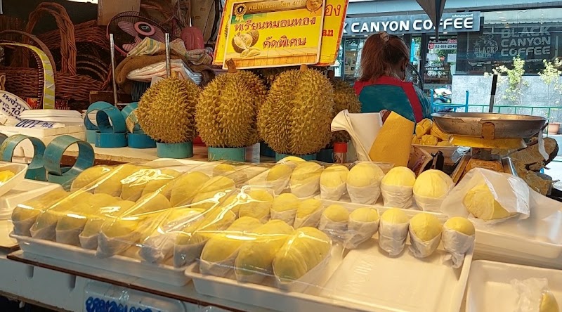 Or Tor Kor Market
