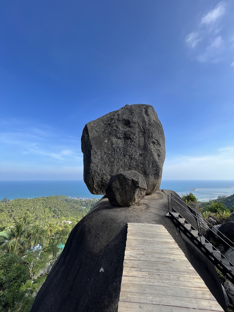 Overlap Stone Viewpoint
