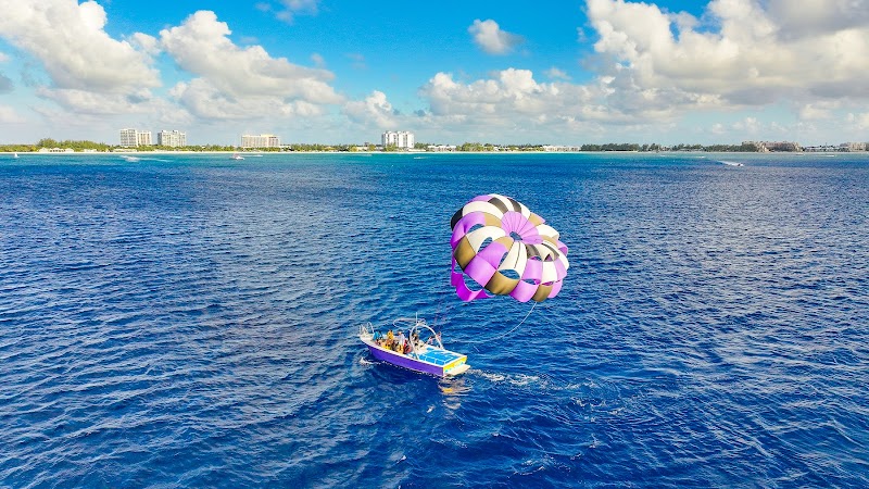 Parasailing Grand Cayman