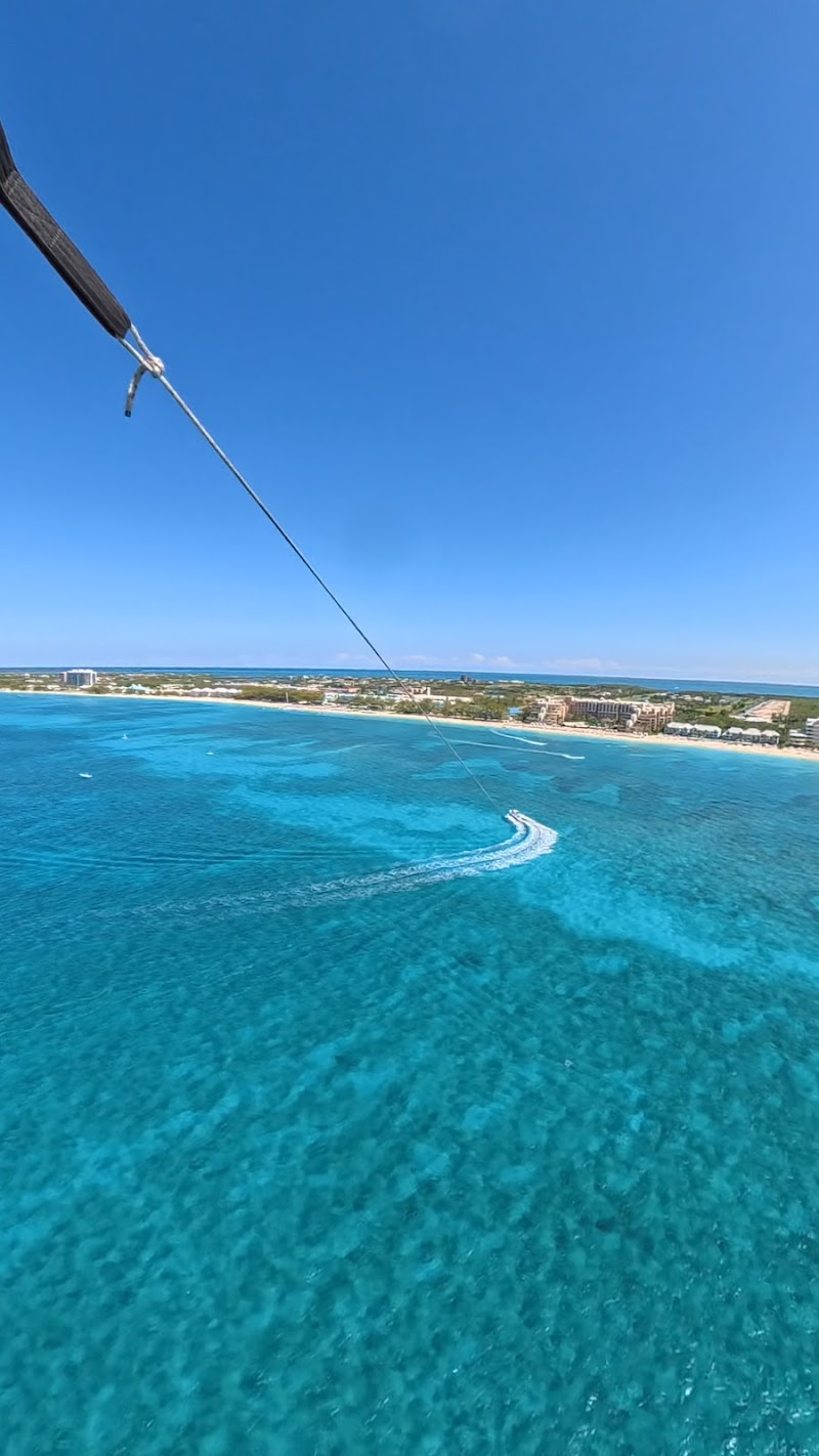 Parasailing Grand Cayman