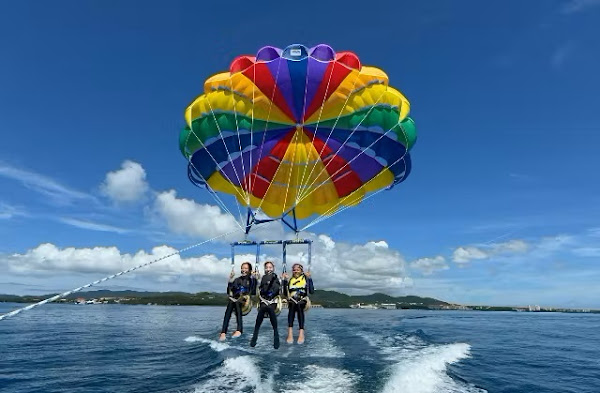 Parasailing Ishigaki