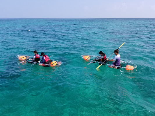 Parasailing Onna Village