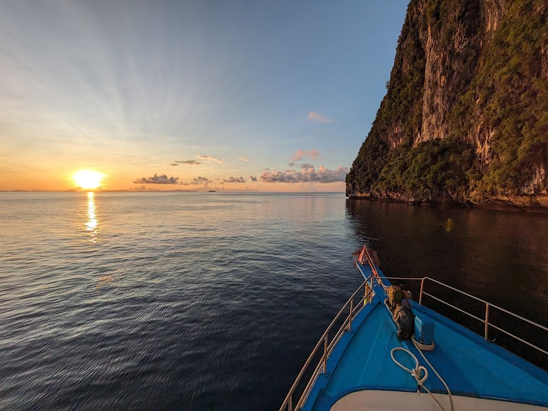 Phi Phi & Maya Bay Day Trip