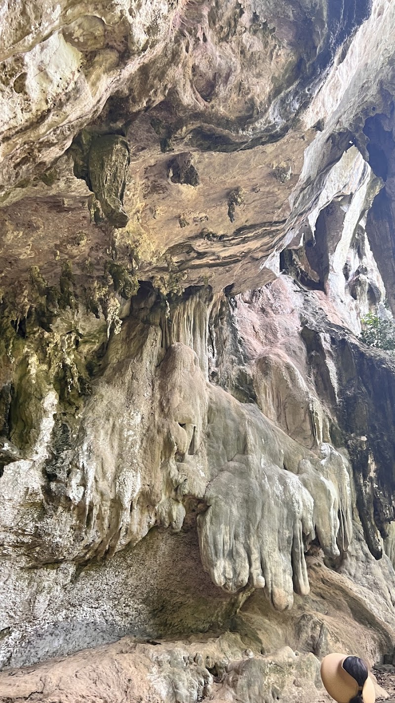 Phra Nang Cave Beach