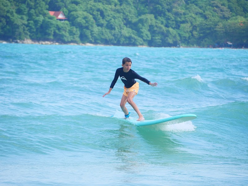 Phuket Surfing