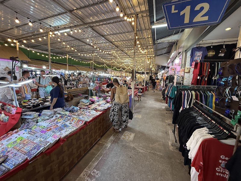 Phuket Weekend Market (Naka)