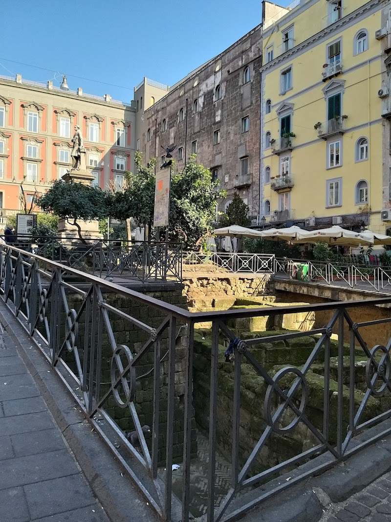 Piazza Bellini
