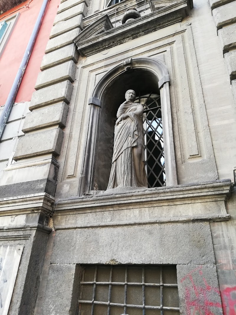 Piazza Bellini