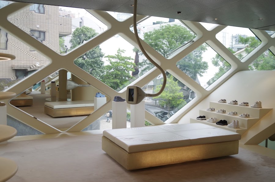 Prada Aoyama