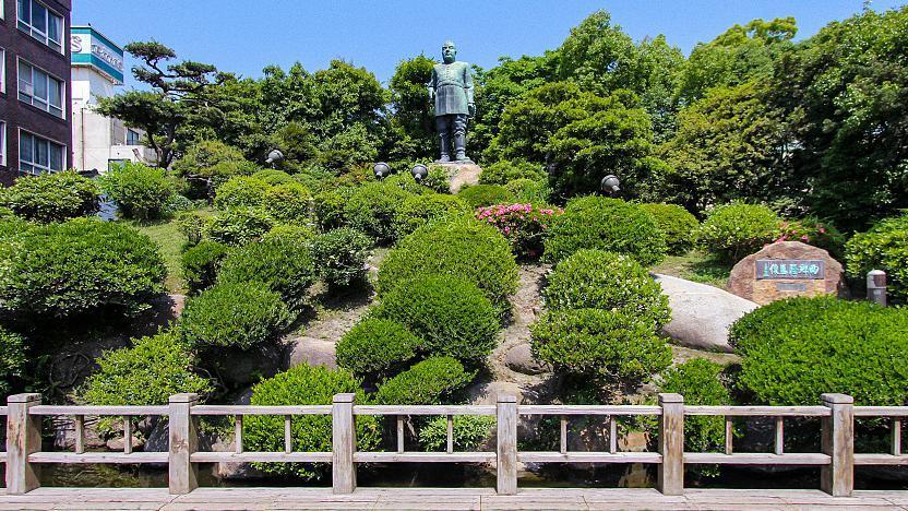 Reimeikan (Kagoshima Prefectural Museum)