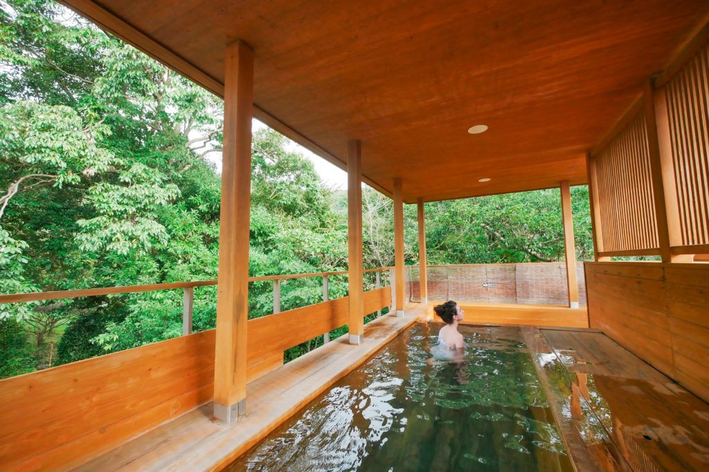Rotenburo Oniishi (Outdoor Bath)