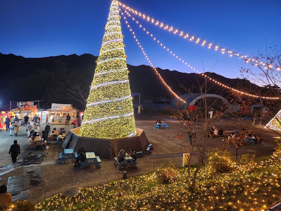 Sagamiko Resort Pleasure Forest