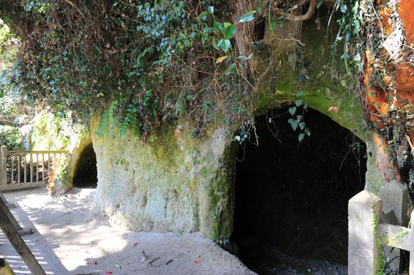 Saigo Takamori Cave