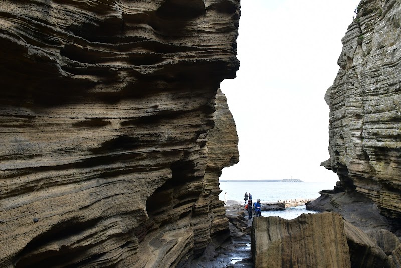 Sanbangsan Mountain & Yongmeori Coast