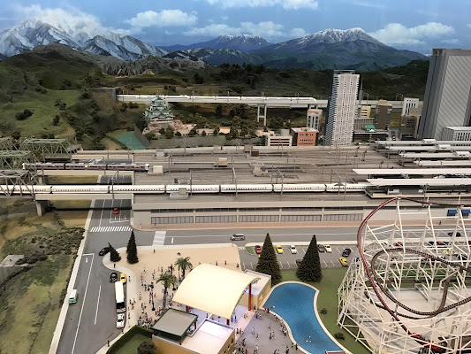 SCMaglev and Railway Park
