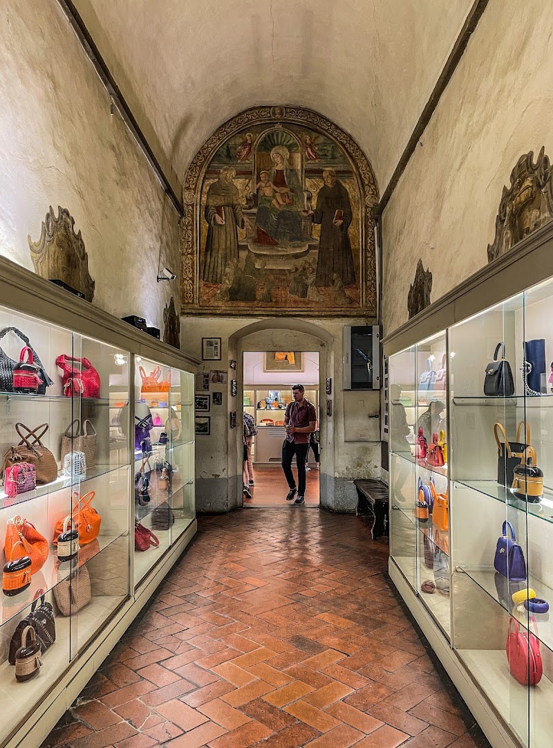 Scuola del Cuoio (Leather School)