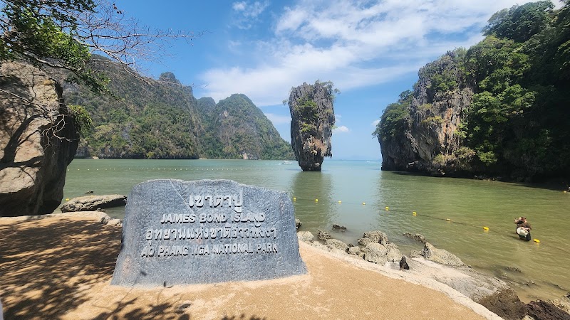 Sea Kayaking Phang Nga