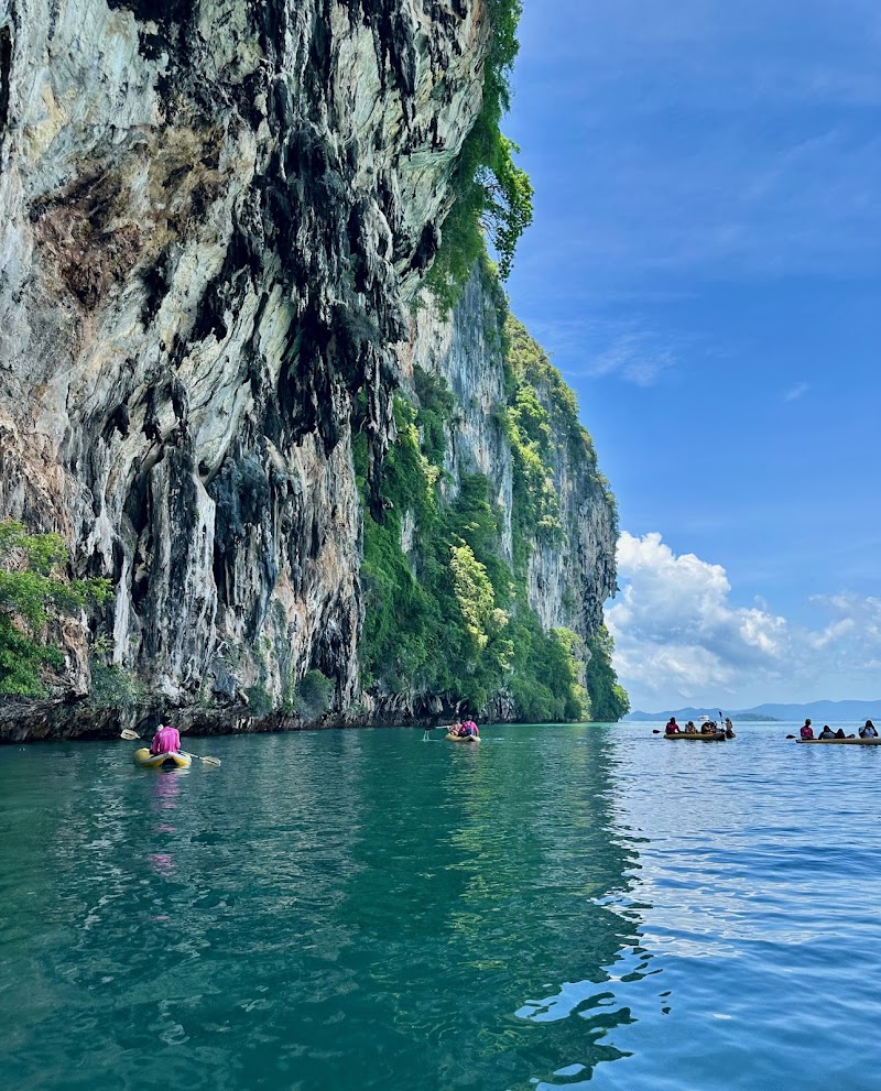 Sea Kayaking Phang Nga