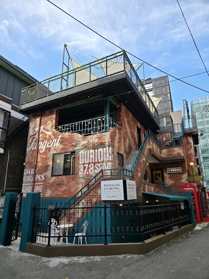 Seongsu-dong (Brooklyn of Seoul)