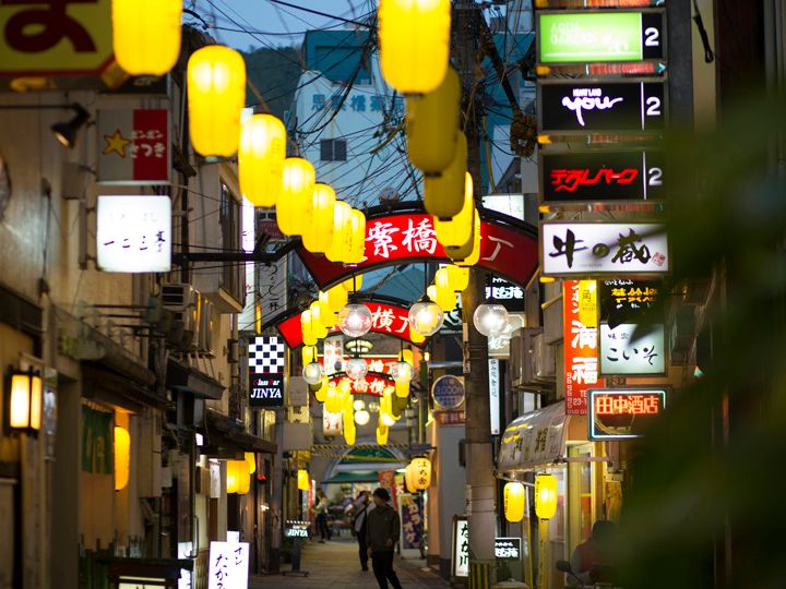 Shianbashi Entertainment District