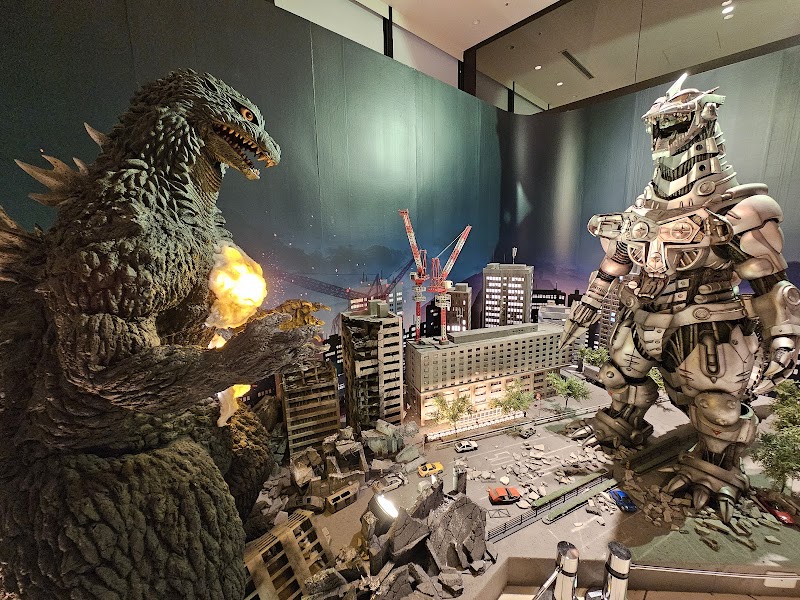 Shinjuku Toho Godzilla