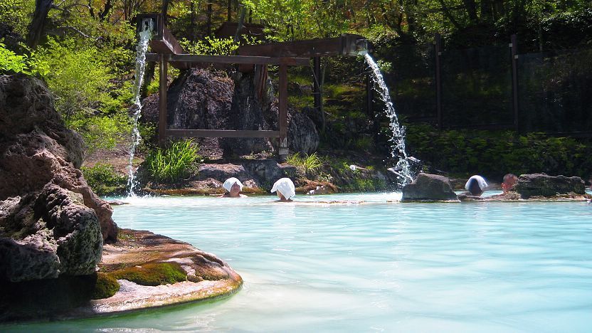 Shirahone Onsen Guesthouse
