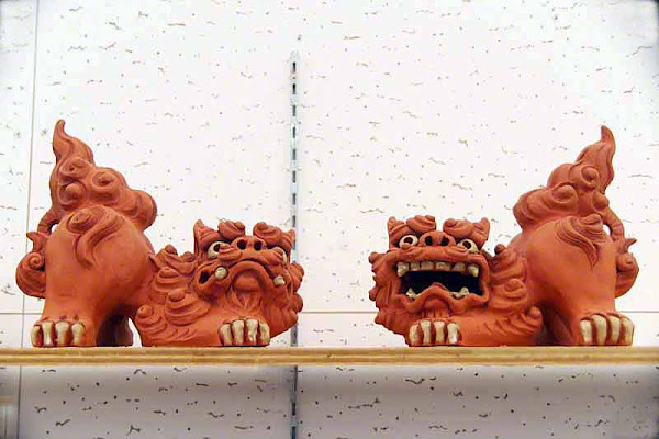 Shisa Painting Experience