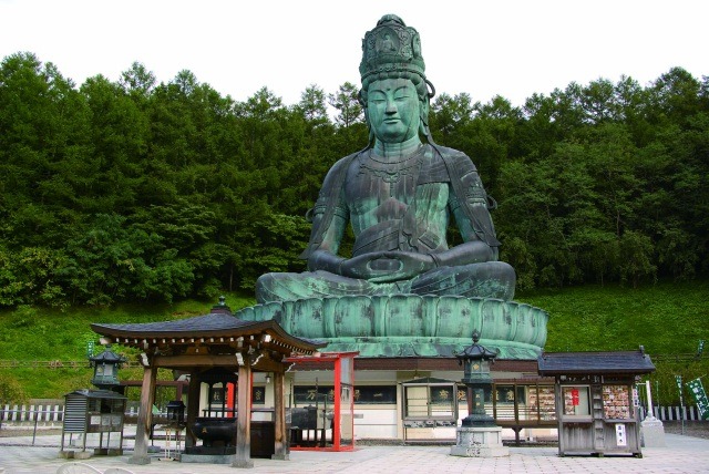 Showa Daibutsu (Giant Buddha)