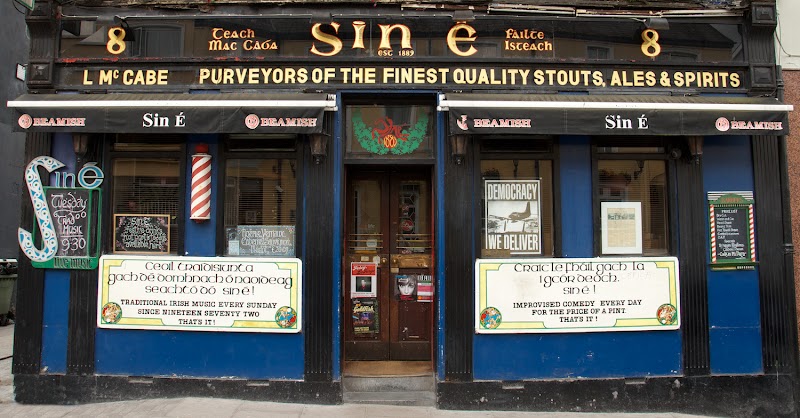 Sin É