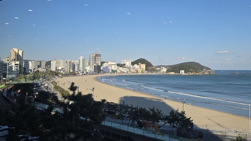 Songjeong Beach