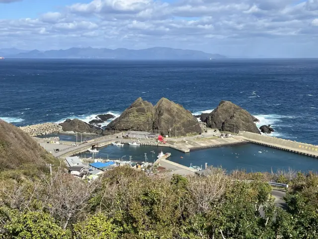 Sotogahama Tappi Coast