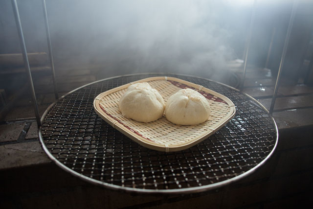 Steaming Pork Buns (Jigoku Mushi)