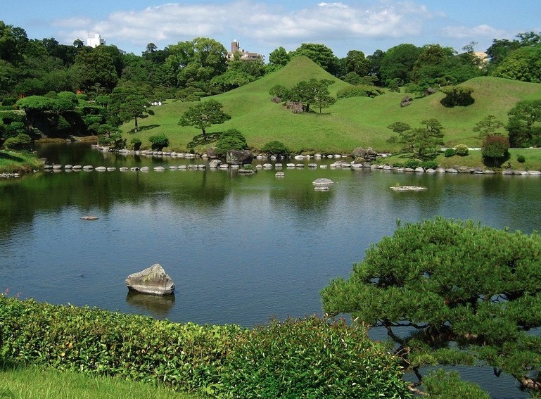Suizenji Jojuen Garden