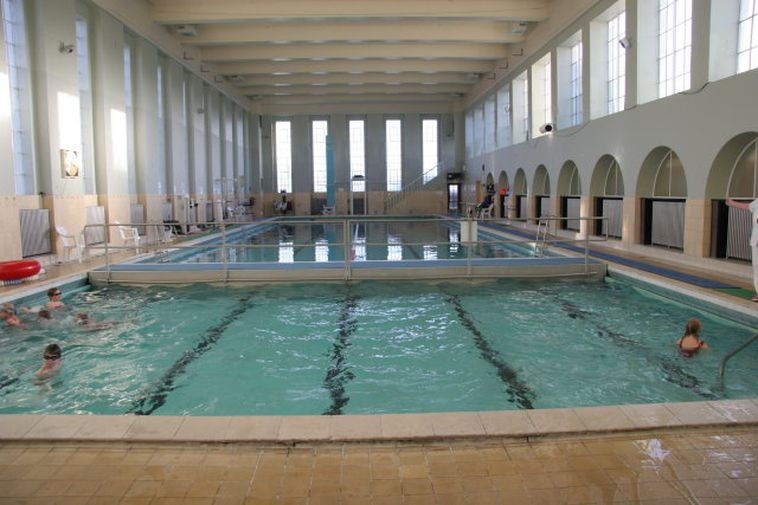 Sundhollin Swimming Pool
