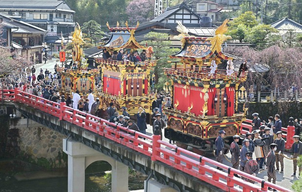 Takayama Spring Festival