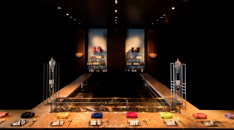 Tapas Molecular Bar