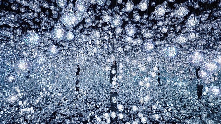 teamLab Borderless