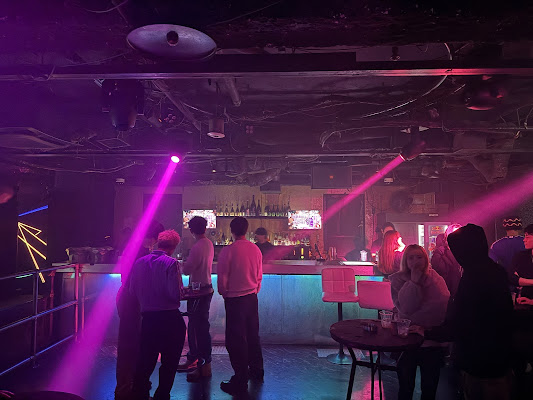 Tenjin Bars and Clubs