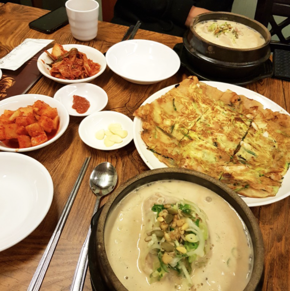 Tosokchon Samgyetang